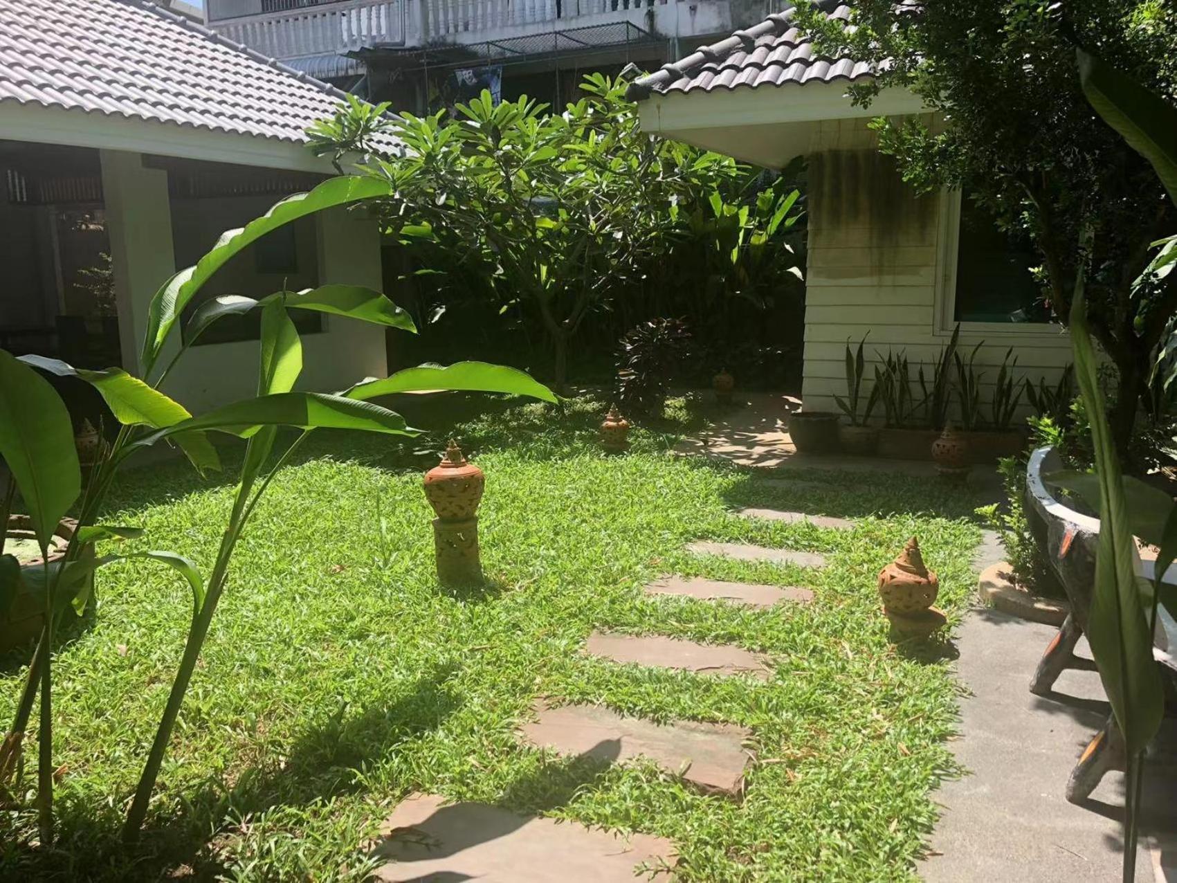 Celosia Chiang Mai Hotel Exterior foto